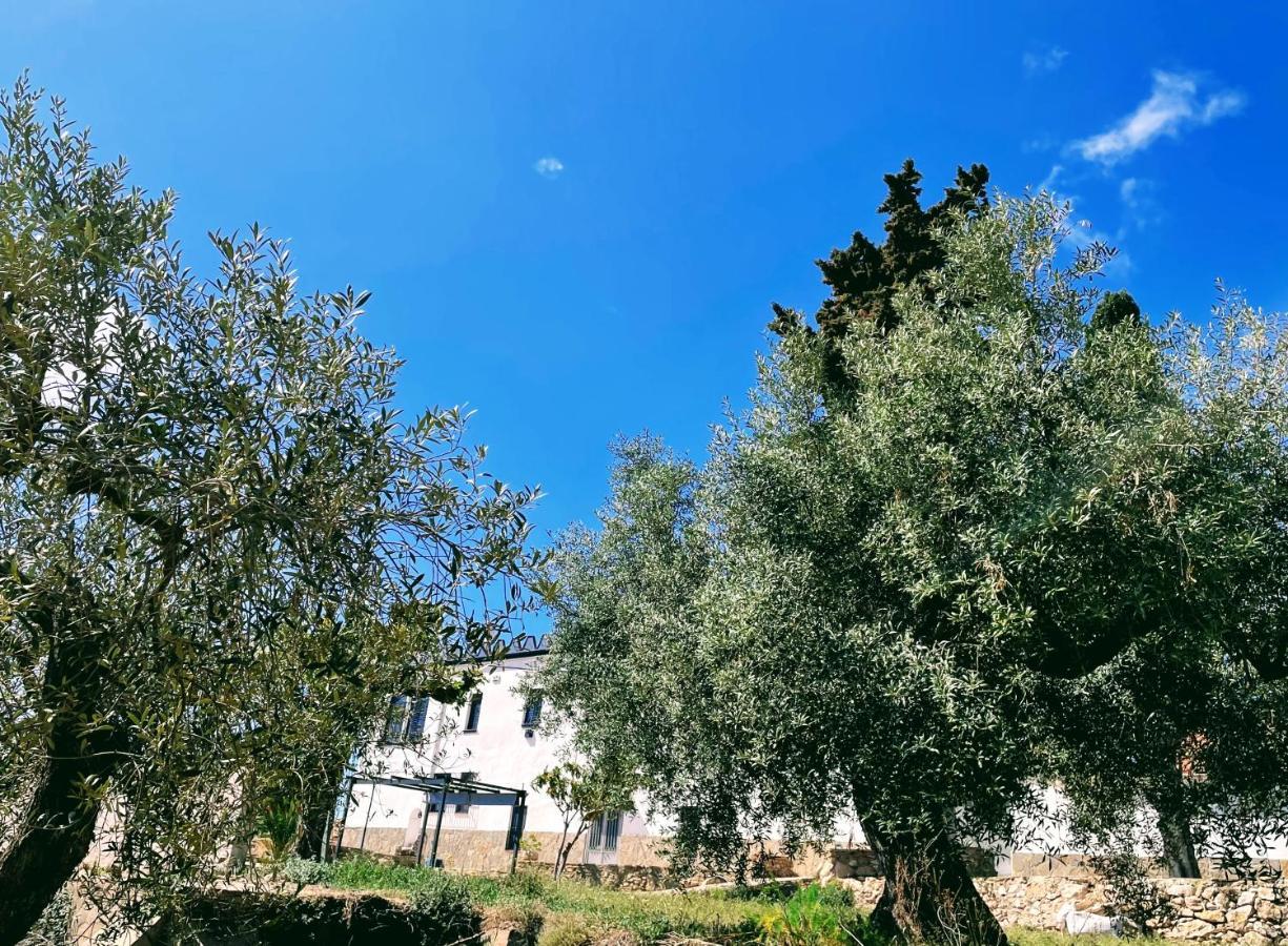 Masia St Salvador 1582 Cubelles Eksteriør bilde
